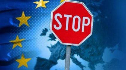 Европа требует снять санкции с России и приносит извинения. Ну что, "чижики", допрыгались?