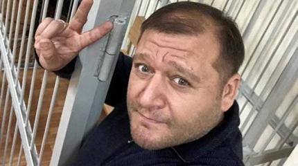 Михаил Добкин: Сегодня близко видел Порошенко, у него лицо мертвеца Михаил Добкин: Сегодня близко видел Порошенко, у него лицо мертвеца