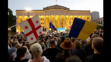 Лондон поддерживает либерал-фашистов везде - в Грузии, России и на Украине