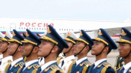Путина встретили в Китае «Катюшей»