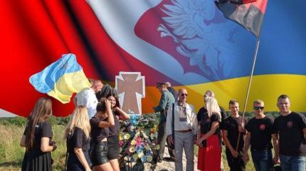 Как памятник в Гуте Пеняцкой поссорил Варшаву и Киев