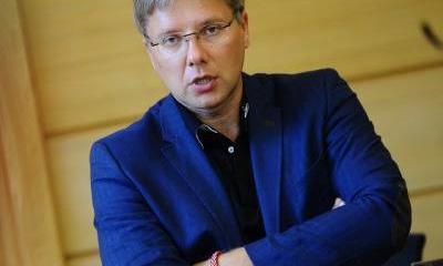 Мэр Риги Нил Ушаков против латышских стрелков по русскому языку Мэр Риги Нил Ушаков против латышских стрелков по русскому языку