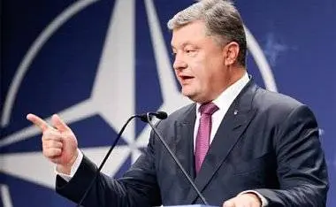 Помощь НАТО — последний шанс для Порошенко Помощь НАТО — последний шанс для Порошенко