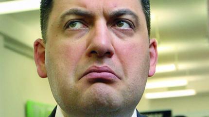Пошел в разнос: сумасшедший еврей Гройсман облил российский Крым грязью Пошел в разнос: сумасшедший еврей Гройсман облил российский Крым грязью
