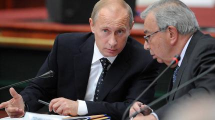 Путин признался, что сверял свои действия с Примаковым Путин признался, что сверял свои действия с Примаковым