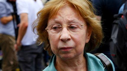 Ахеджакова рассказала, как русские патриоты преподнесли ей «гадкий сюрприз» Ахеджакова рассказала, как русские патриоты преподнесли ей «гадкий сюрприз»