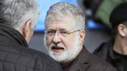 Зеленский поднял руку на Папу Зеленский поднял руку на Папу
