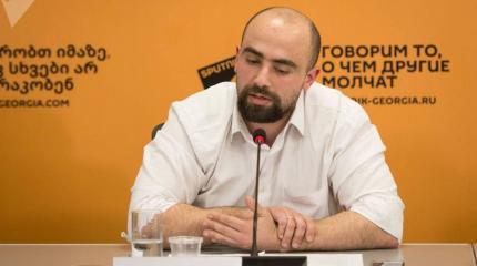 Арчил Сихарулидзе: не удивлюсь, если попытаются взять парламент штурмом Арчил Сихарулидзе: не удивлюсь, если попытаются взять парламент штурмом