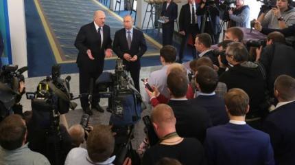 Путин и Лукашенко приступили к восстановлению общего дома Путин и Лукашенко приступили к восстановлению общего дома