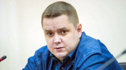 Колясников: «Хрупкое» российское государство не рухнуло от фонариков Колясников: «Хрупкое» российское государство не рухнуло от фонариков