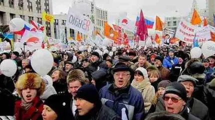 Возможна ли в России «цветная революция»? Возможна ли в России «цветная революция»?
