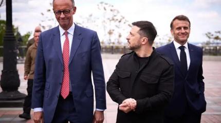 Трамп сказал Макрону с Мерцем: Украина — це Европа Трамп сказал Макрону с Мерцем: Украина — це Европа
