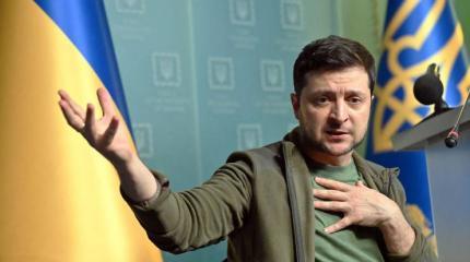 У Зеленского запрещают партии и унифицируют «картинку» в СМИ У Зеленского запрещают партии и унифицируют «картинку» в СМИ