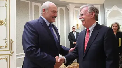 Лукашенко пожаловался Болтону на Путина Лукашенко пожаловался Болтону на Путина