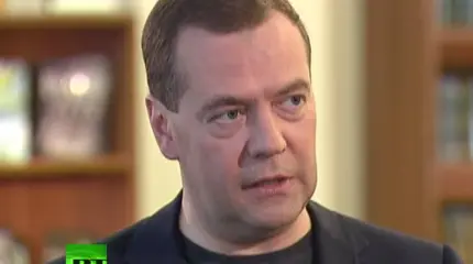 Медведев: В настоящий момент сложилась реальная цена рубля Медведев: В настоящий момент сложилась реальная цена рубля