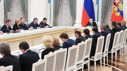 Интриги Кремля: «Технократов» выдавливают из числа фаворитов Интриги Кремля: «Технократов» выдавливают из числа фаворитов