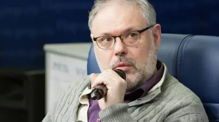 Украине остался месяц: Хазин о попытке Лондона раскачать Косово Украине остался месяц: Хазин о попытке Лондона раскачать Косово