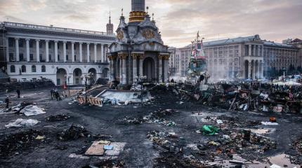 Граждане Украины получают прививку и вечный иммунитет от независимости
