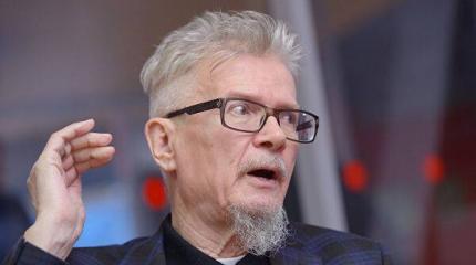 Эдуард Лимонов: «А мы думали, что солнце — это выдумка японцев» Эдуард Лимонов: «А мы думали, что солнце — это выдумка японцев»