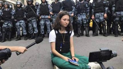 Протесты в Москве и Гонконге — одна и та же технология Протесты в Москве и Гонконге — одна и та же технология