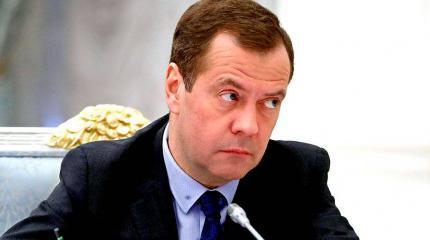 Российские элиты делят «шкуру» не убитого премьера Российские элиты делят «шкуру» не убитого премьера