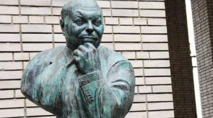 Либеральная героизация Егора Гайдара Либеральная героизация Егора Гайдара