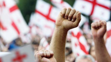 Любить и ненавидеть русских: Как Грузия прошла через паранойю и отрезвление