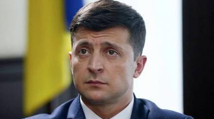 Зеленскому грозит отставка из-за провокации с Конституционным судом Украины Зеленскому грозит отставка из-за провокации с Конституционным судом Украины