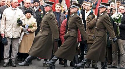 Латышские эсэсовцы: 65 лет национальной шизофрении Латышские эсэсовцы: 65 лет национальной шизофрении