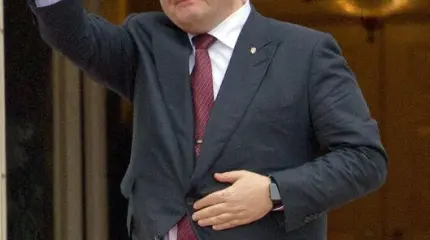 Важный гость: самолёт Порошенко в Нью-Йорке встретили ковриком «из туалета» Важный гость: самолёт Порошенко в Нью-Йорке встретили ковриком «из туалета»