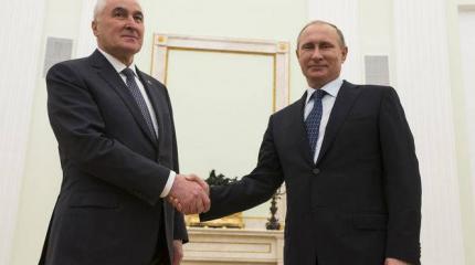 Южная Осетия попросится в Россию Южная Осетия попросится в Россию