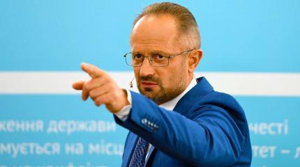 Роман Бессмертный призвал превратить ЛДНР в «дикое поле» Роман Бессмертный призвал превратить ЛДНР в «дикое поле»