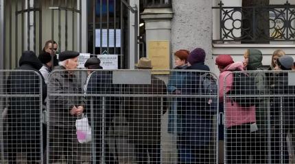 Латвия вышвыривает русских пенсионеров, назначенных «угрозой безопасности»