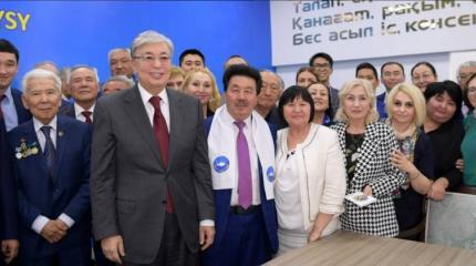 Фаворит и статисты на предвыборном поле Казахстана Фаворит и статисты на предвыборном поле Казахстана