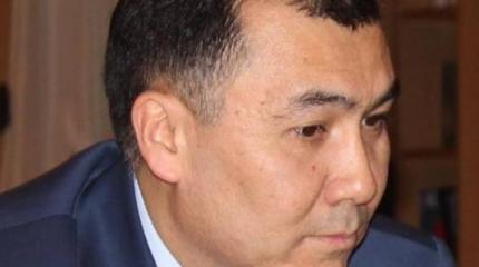 В Киргизии оппозиция предлагает руководству страны делиться властью и призывает население на митинги В Киргизии оппозиция предлагает руководству страны делиться властью и призывает население на митинги