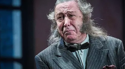 Чудесное преображение: в концертах Ефремова исчезли «украинские номера» Чудесное преображение: в концертах Ефремова исчезли «украинские номера»