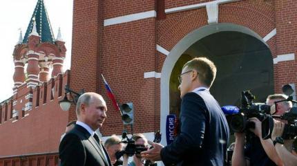 Кремль-2019: Путин пошел по скользкой дорожке Горбачева Кремль-2019: Путин пошел по скользкой дорожке Горбачева