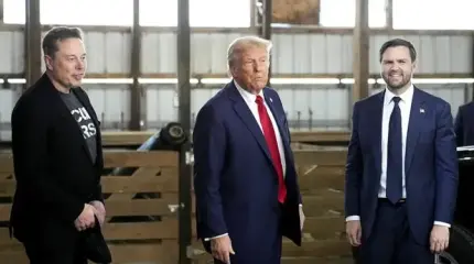 Ведро помоев друг на друга: Трамп и Маск разругались вдрызг Ведро помоев друг на друга: Трамп и Маск разругались вдрызг