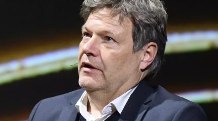 Визит министра экономики ФРГ Хабека в Киев грозит украинцам проблемами Визит министра экономики ФРГ Хабека в Киев грозит украинцам проблемами