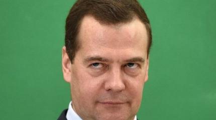 «ОнжеребенокНавального» написал Медведеву письмо с просьбой уйти в отставку «ОнжеребенокНавального» написал Медведеву письмо с просьбой уйти в отставку