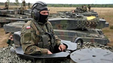 Поляки обещают спасти Европу от русских танков Поляки обещают спасти Европу от русских танков