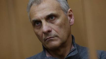 История с миллиардом наличными: за что судят экс-губернатора Хорошавина