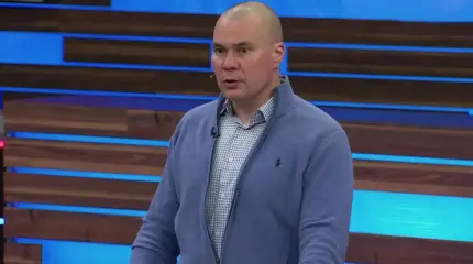Мы бомбить Лондон не будем. Медведев придумал хитрее