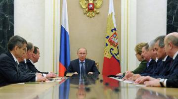 Путин обсудил в СБ России обострение политической ситуации в Молдавии
