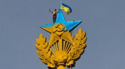 Петлюра против Кумача: Украина бредит десоветизацией Петлюра против Кумача: Украина бредит десоветизацией