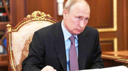 Запад гадает: Удержат ли безликие технократы успешный «бренд Путин» Запад гадает: Удержат ли безликие технократы успешный «бренд Путин»