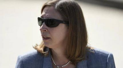 Линн Трейси стала новым послом США в России: кто она Линн Трейси стала новым послом США в России: кто она