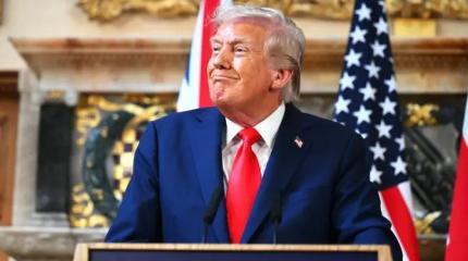Пощечина для Киева и Брюсселя: Трамп заморозил «адские санкции» против РФ