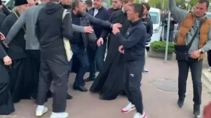 Нападение на митрополита Онуфрия и его потакание американским «попкам» Нападение на митрополита Онуфрия и его потакание американским «попкам»