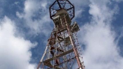 Зачем Киеву телекоммуникационные вышки на границе с Крымом?